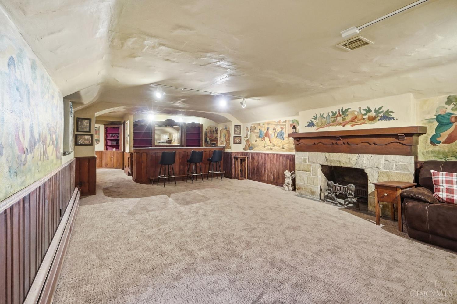 1550 Neeb Road Property Photo 47