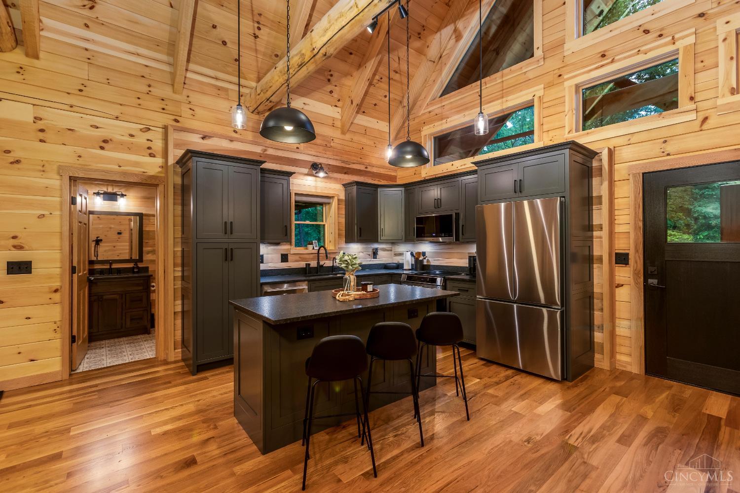 25089 Chapel Ridge Road Property Photo 6