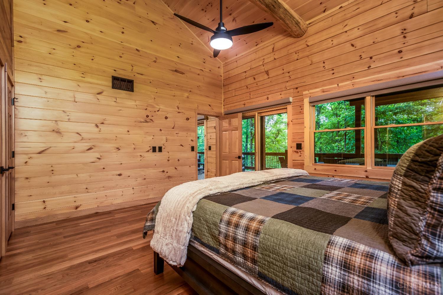 25089 Chapel Ridge Road Property Photo 8