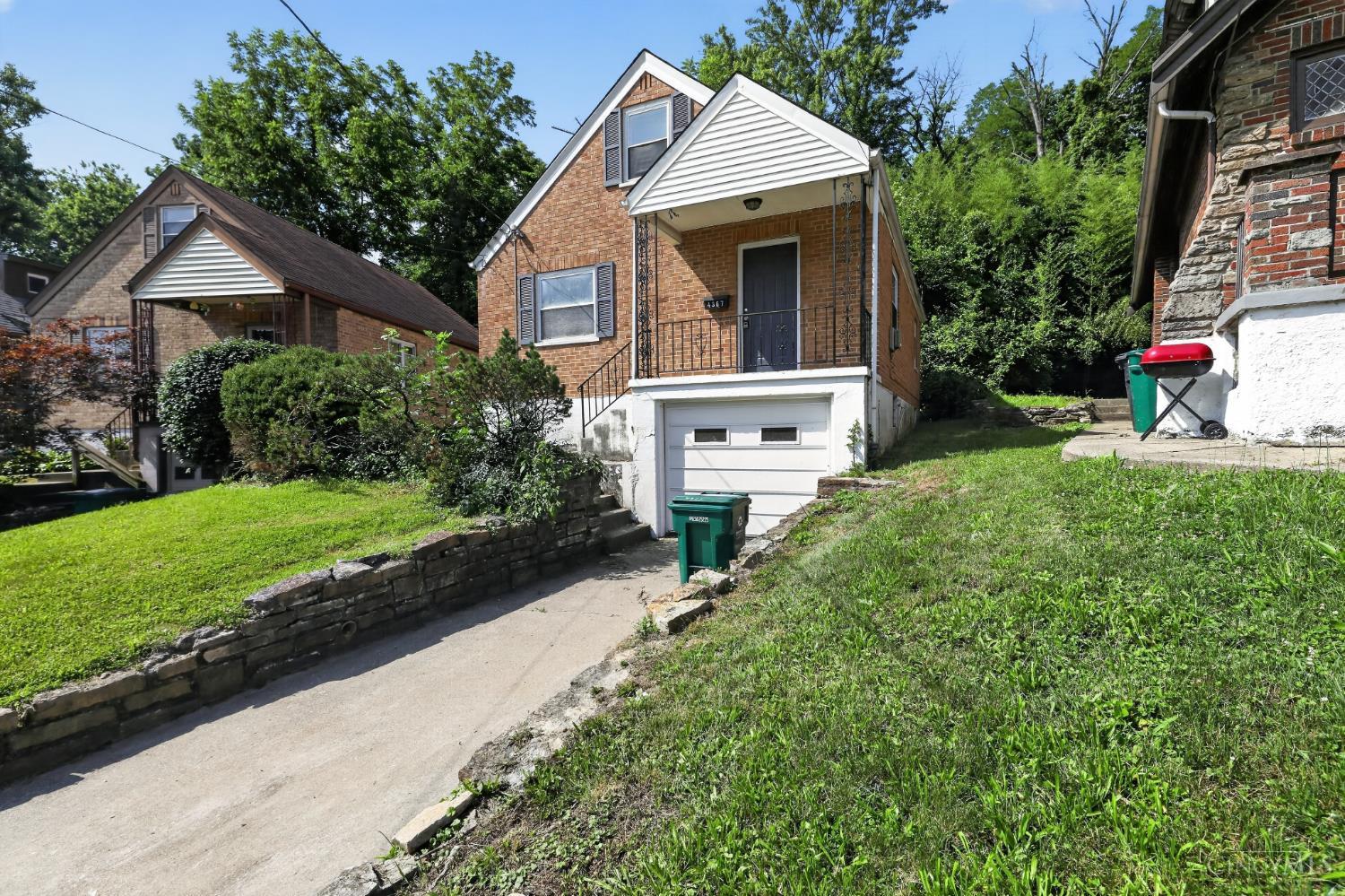 4367 Cappel Drive Property Photo 3