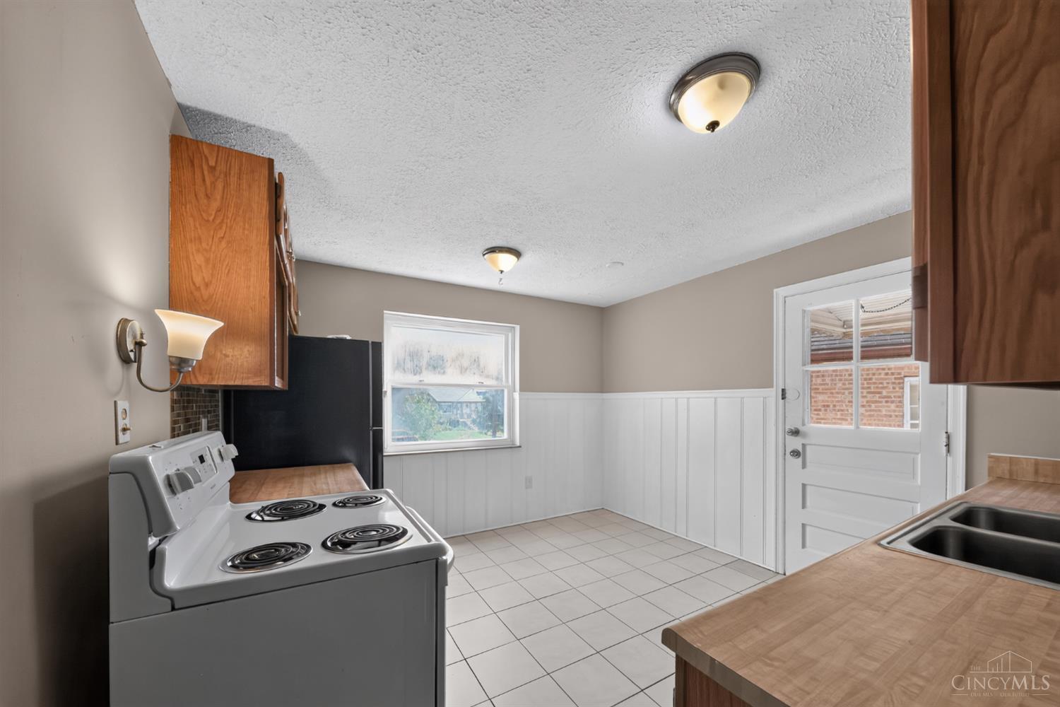 4367 Cappel Drive Property Photo 10