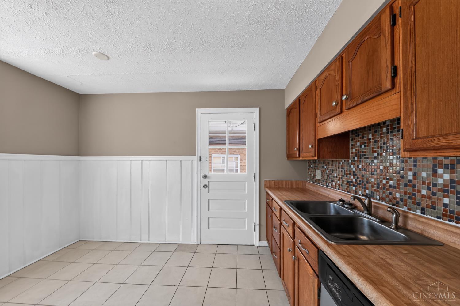 4367 Cappel Drive Property Photo 14