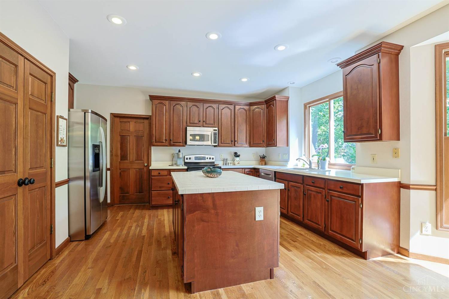 11702 Retview Lane Property Photo 10