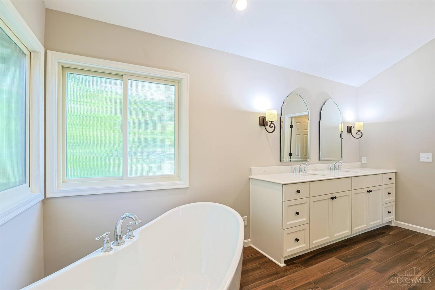 11702 Retview Lane Property Photo 21