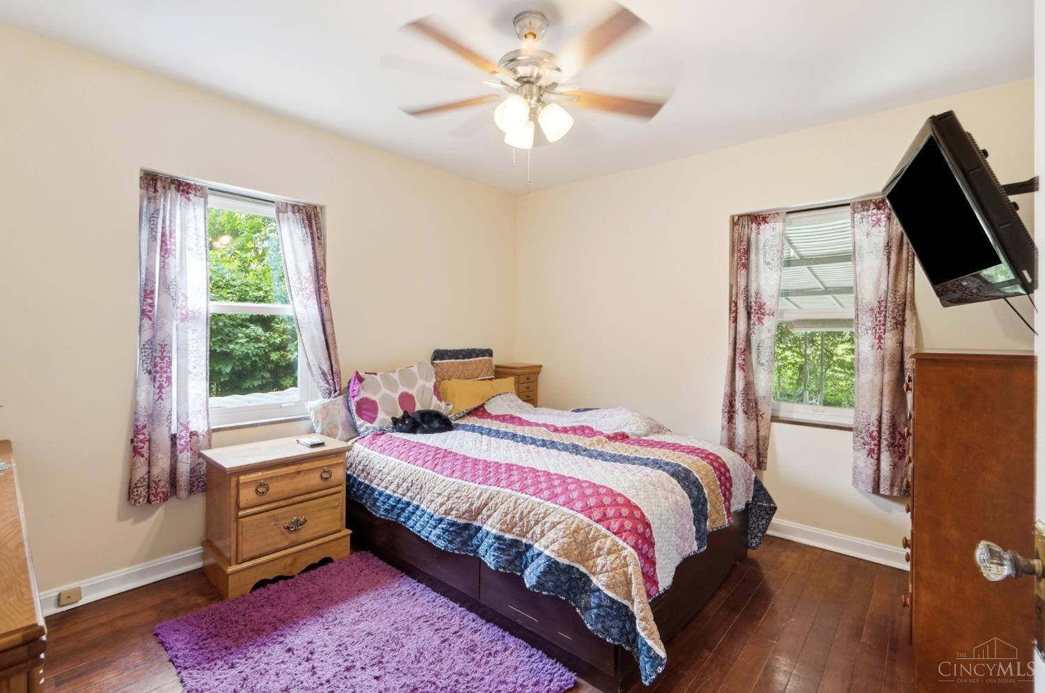 1063 Oak Avenue Property Photo 9