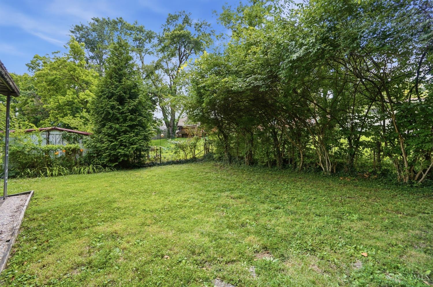 1063 Oak Avenue Property Photo 18