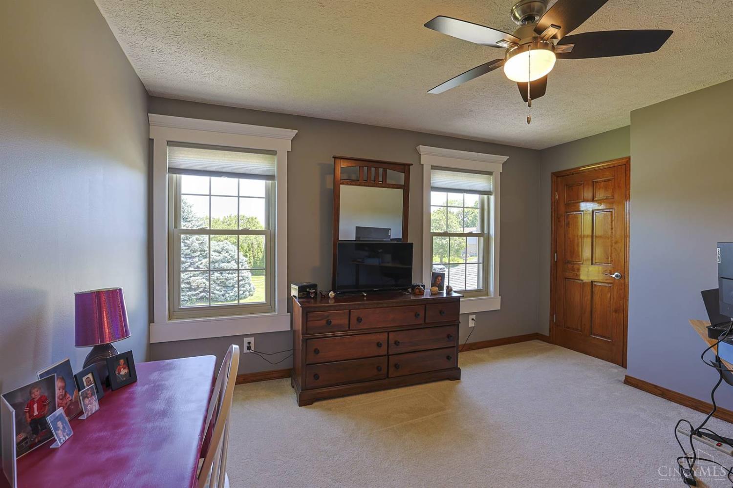6559 Karincrest Drive Property Photo 16
