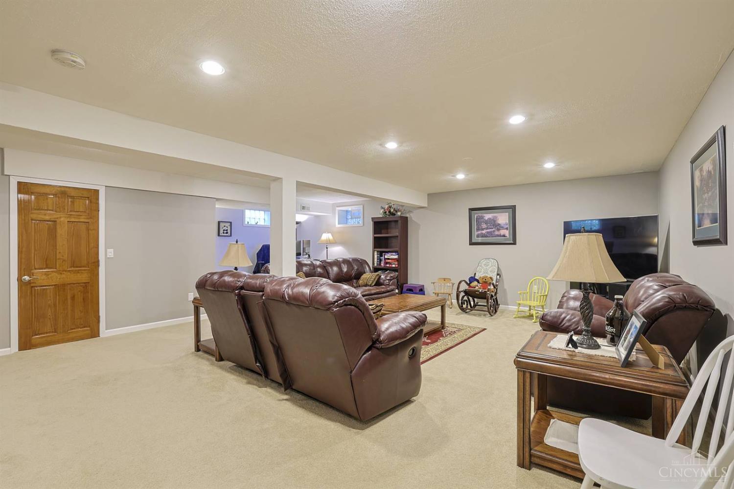 6559 Karincrest Drive Property Photo 22