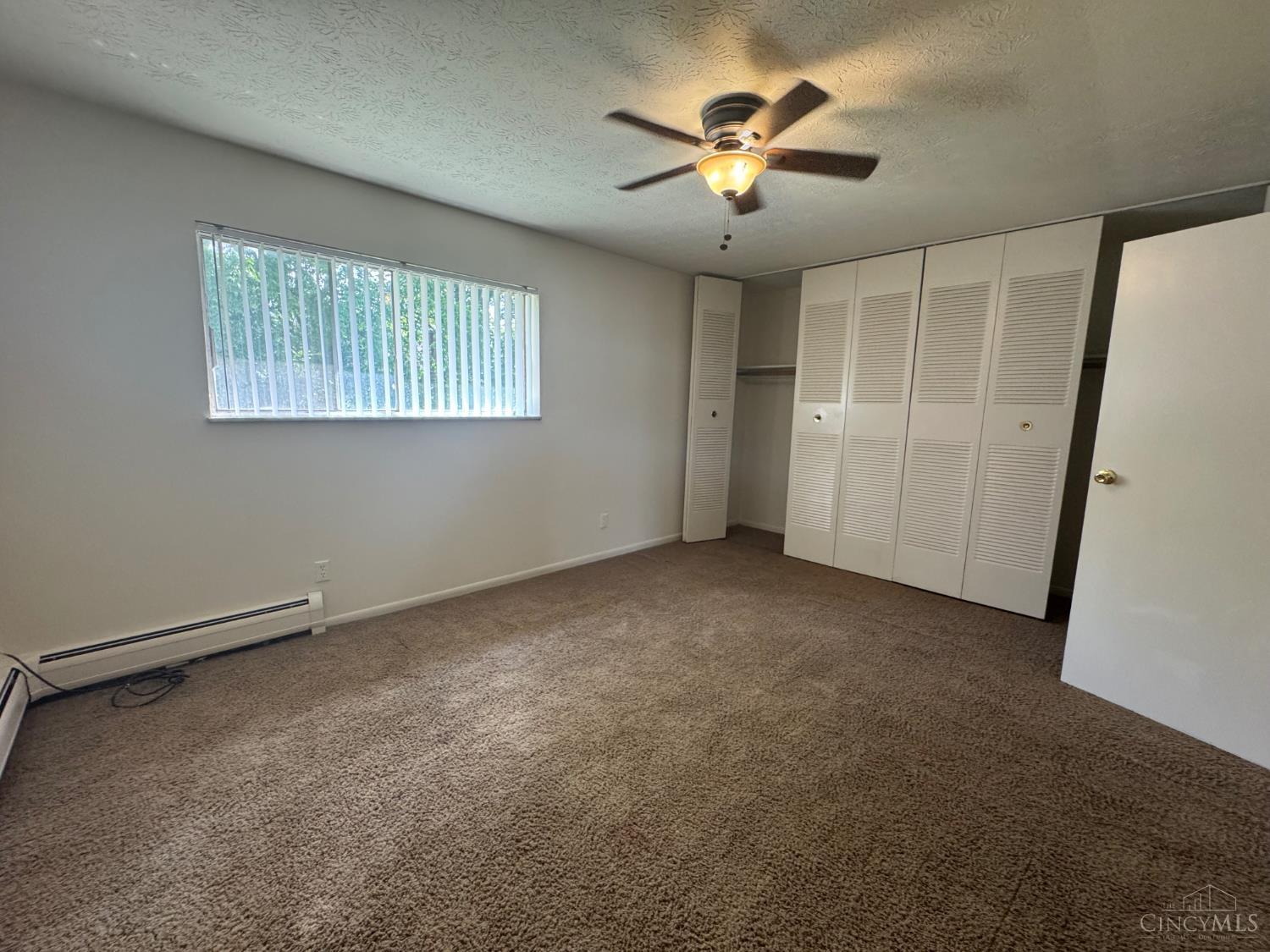 4438 Hamilton Avenue Property Photo 6