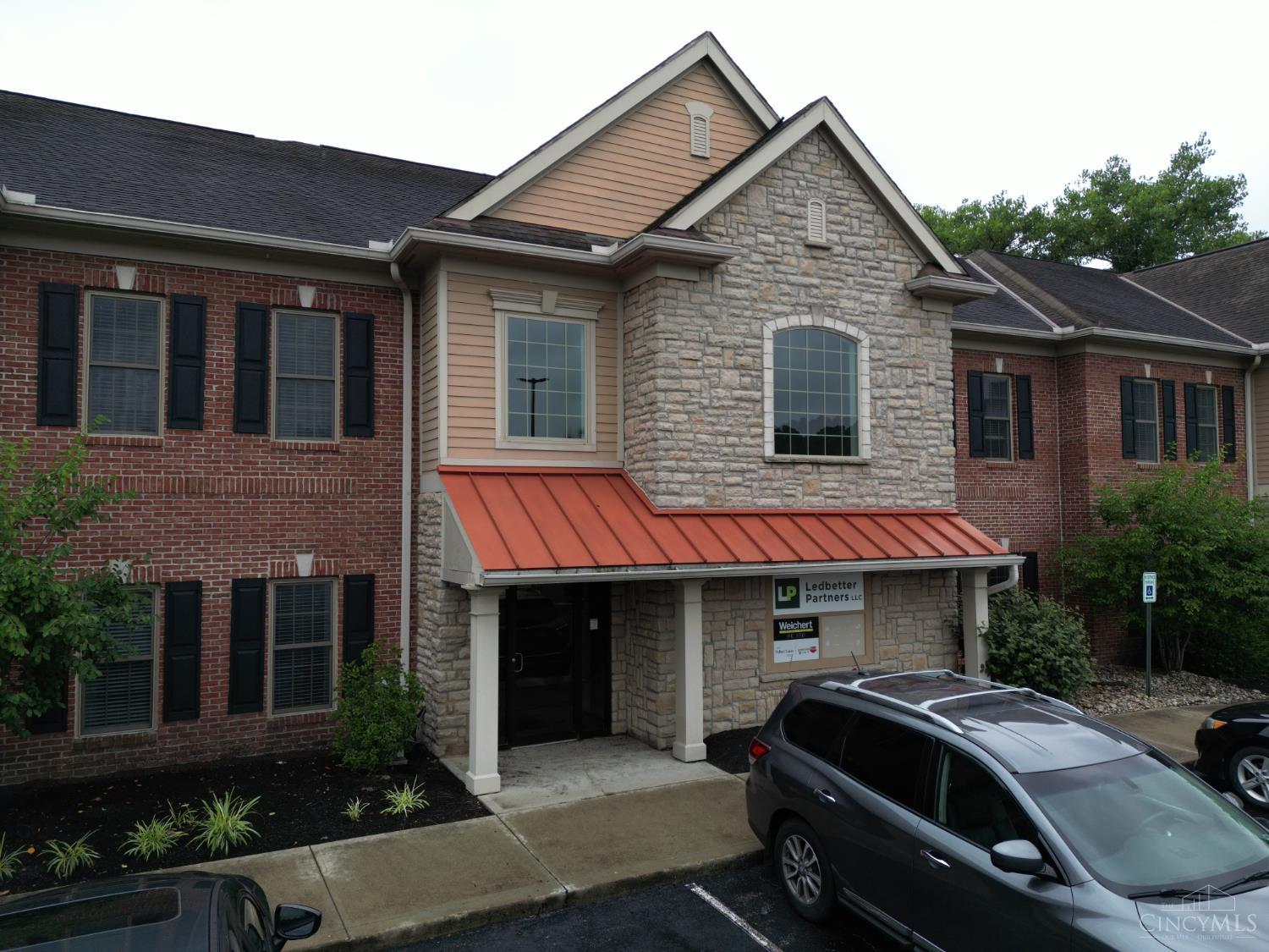 5078 Wooster Pike Property Photo 1