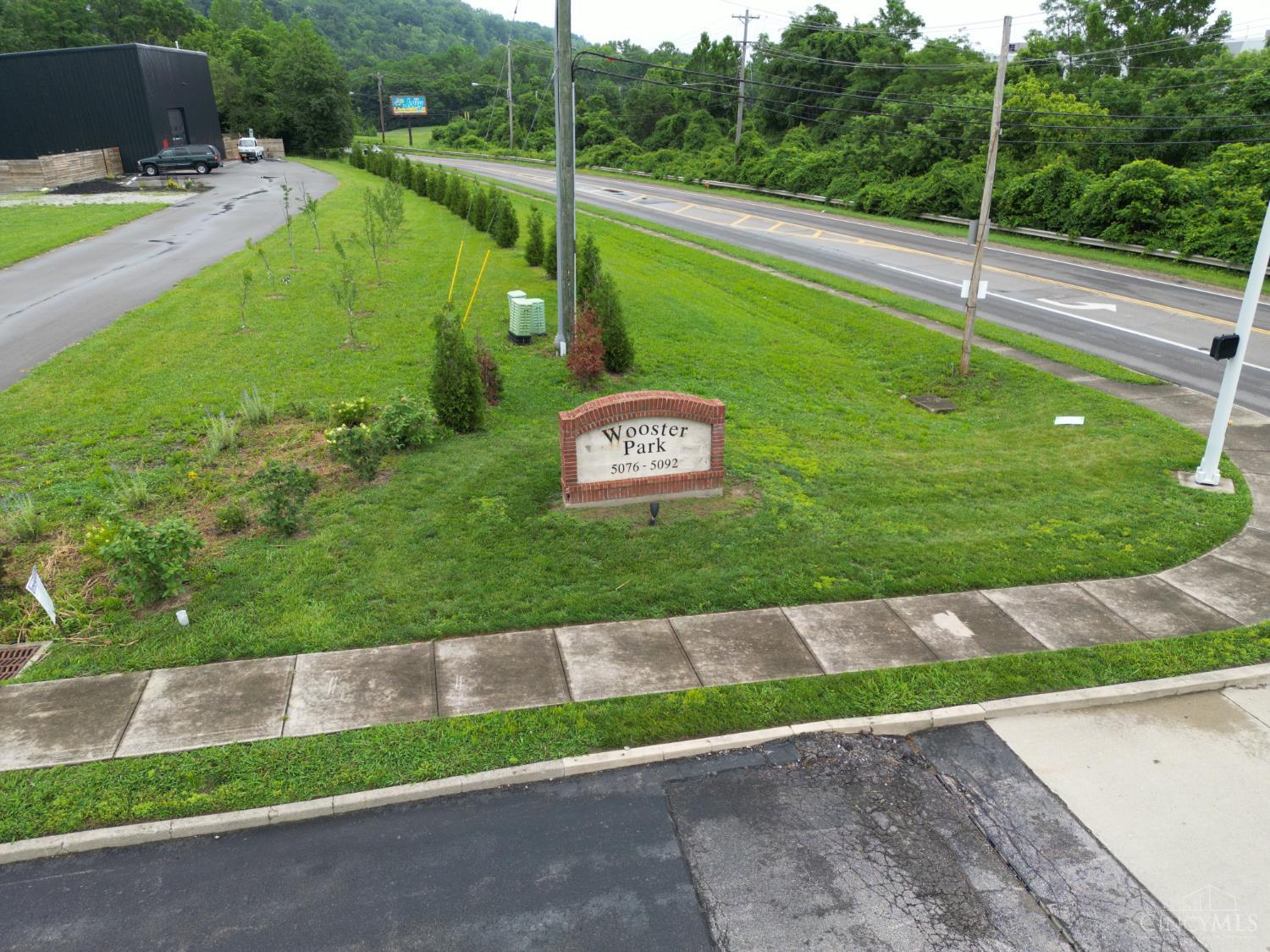 5078 Wooster Pike Property Photo 12