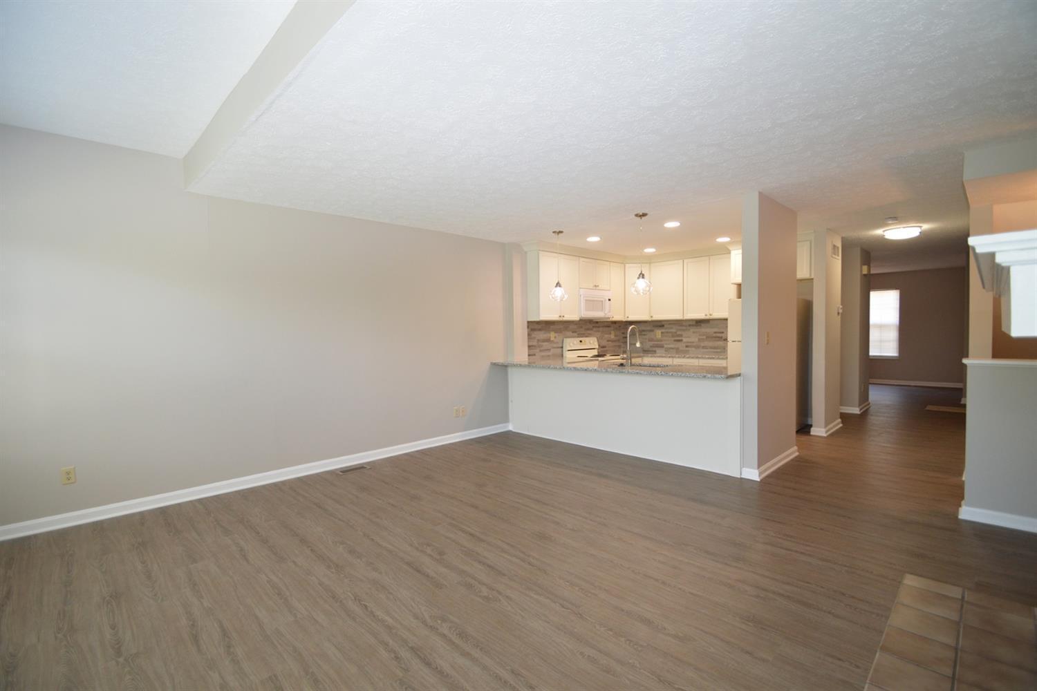 10555 Montgomery Road Property Photo 6