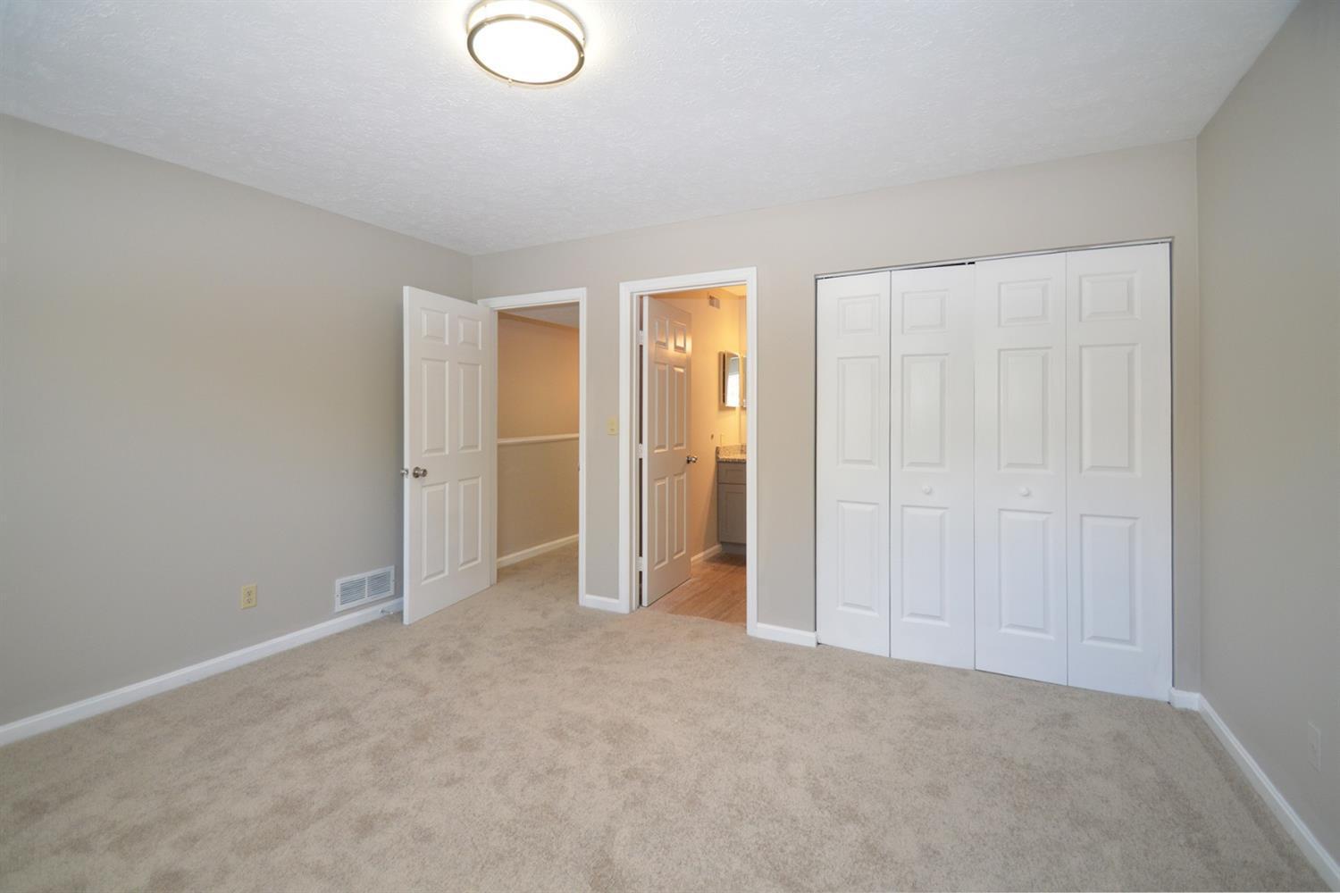 10555 Montgomery Road Property Photo 9