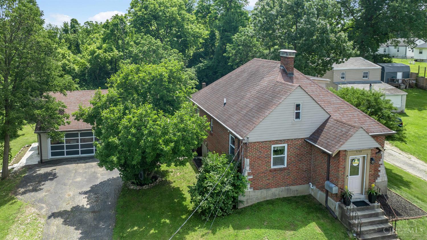 5244 Arrow Avenue Property Photo 1