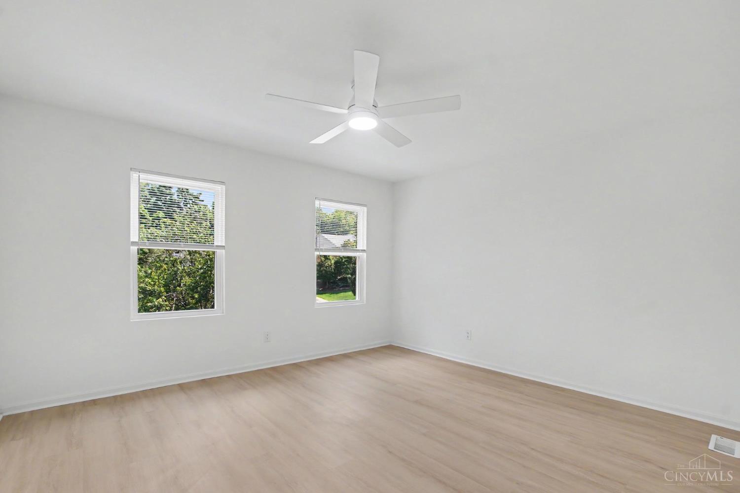 6983 Treeridge Drive Property Photo 23
