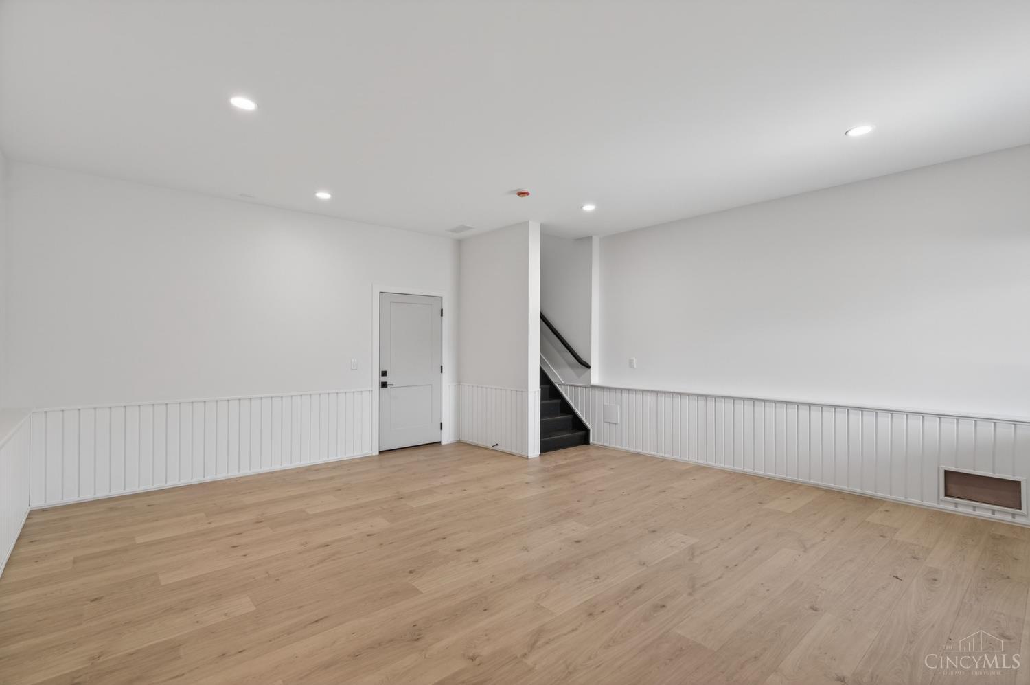 265 Strader Avenue Property Photo 31