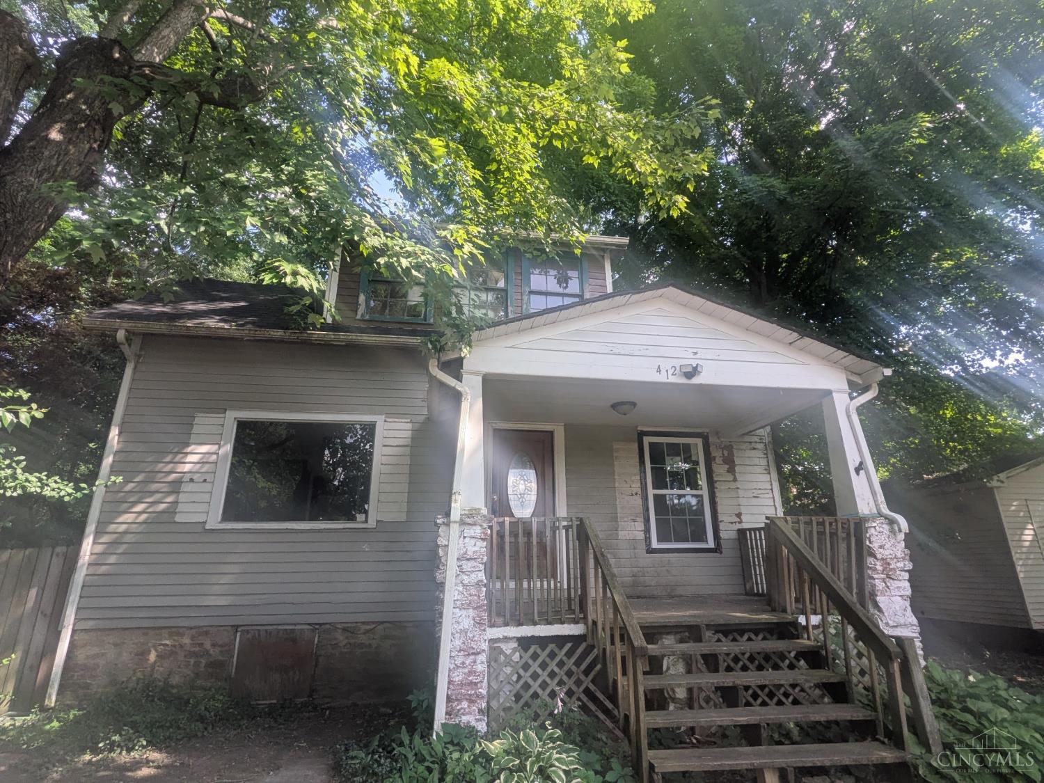 412 Main Street Property Photo 1
