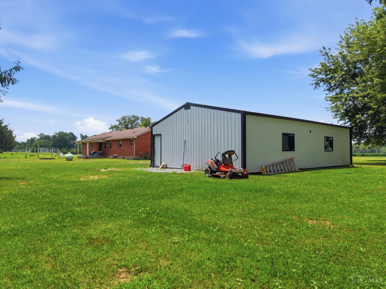 15836 Bodman Road Property Photo 6