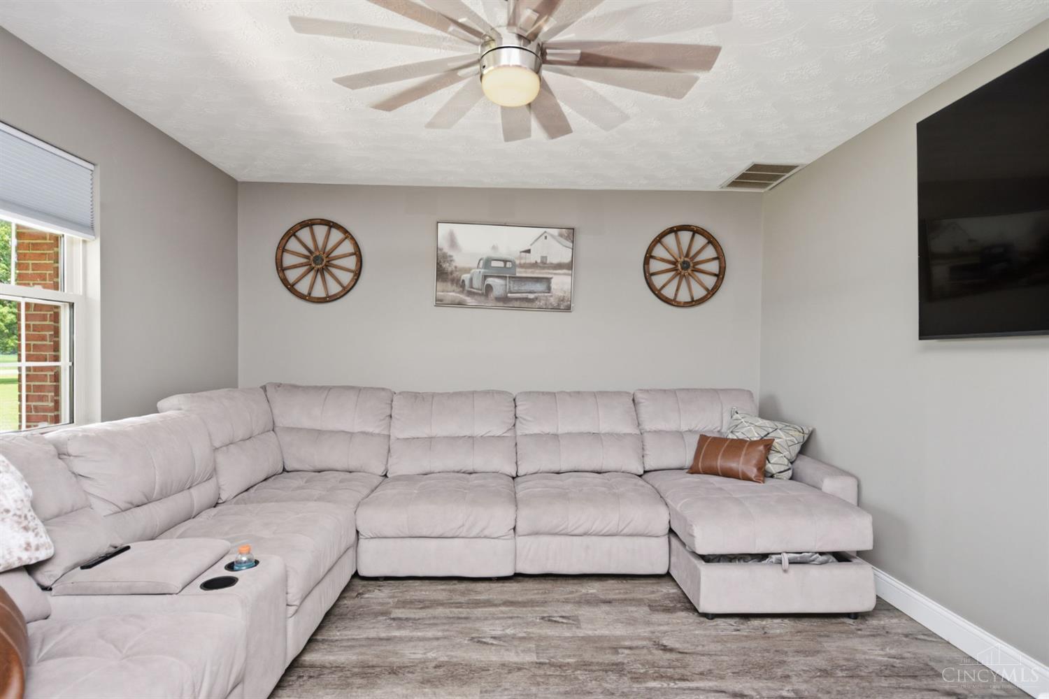 15836 Bodman Road Property Photo 14