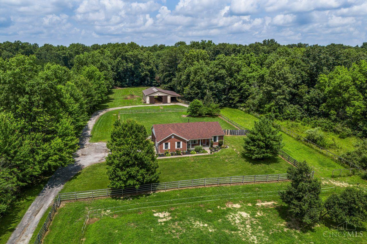 5019 Edwardsville Road Property Photo 1