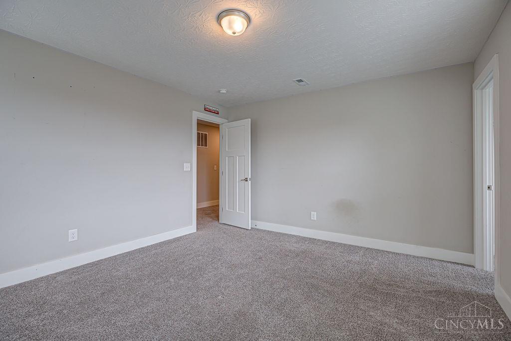 151 Hanford Lane Property Photo 29