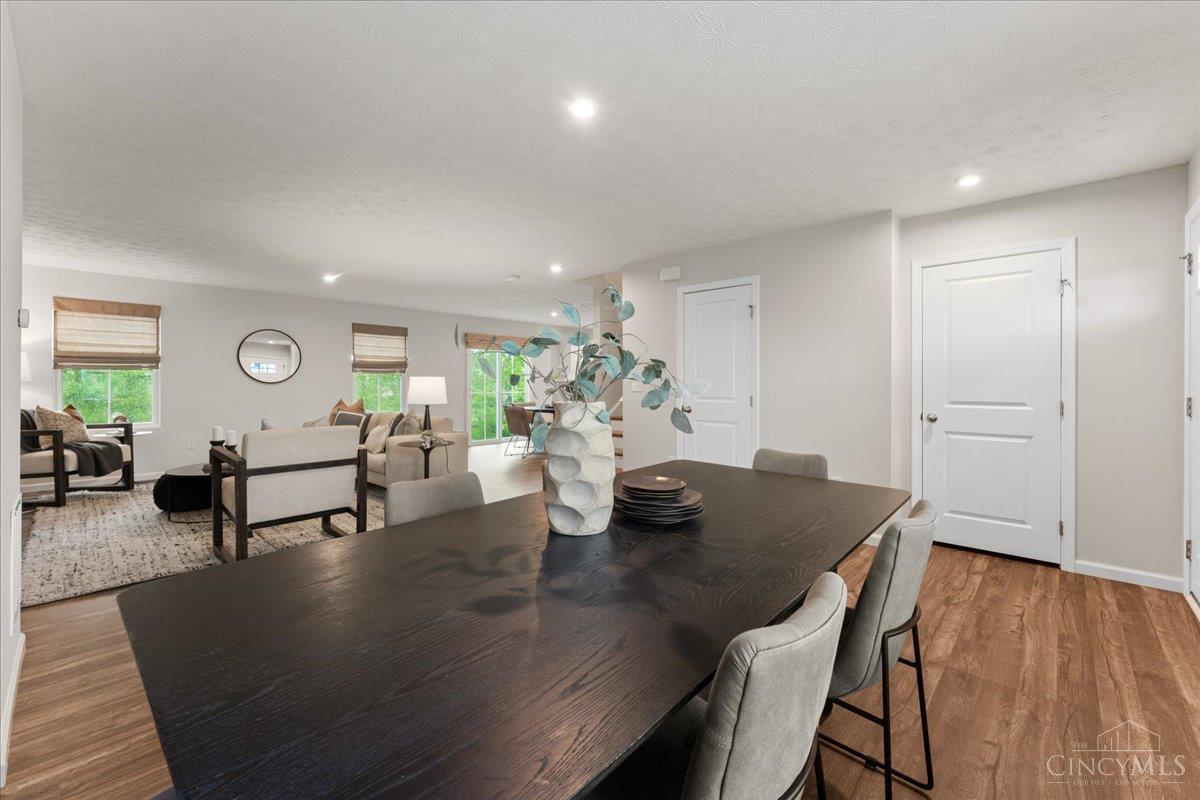5678 Julia Kate Drive Property Photo 17