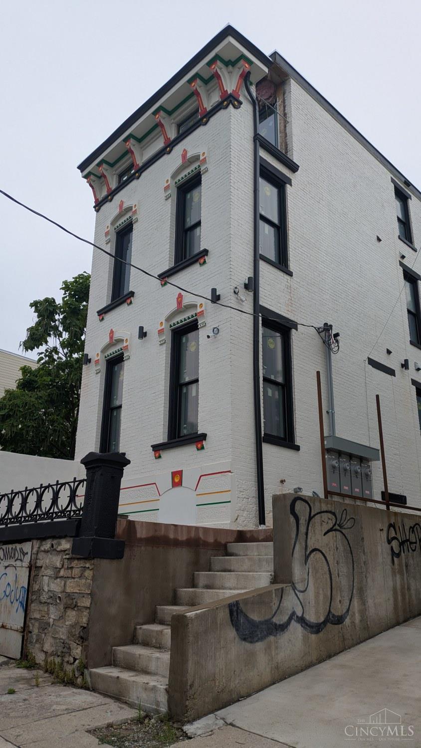 40 Mulberry Street Property Photo 11