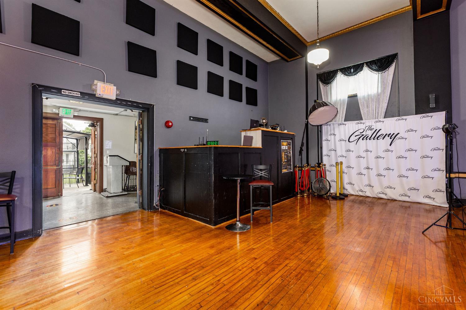 6819 Vine Street Property Photo 6
