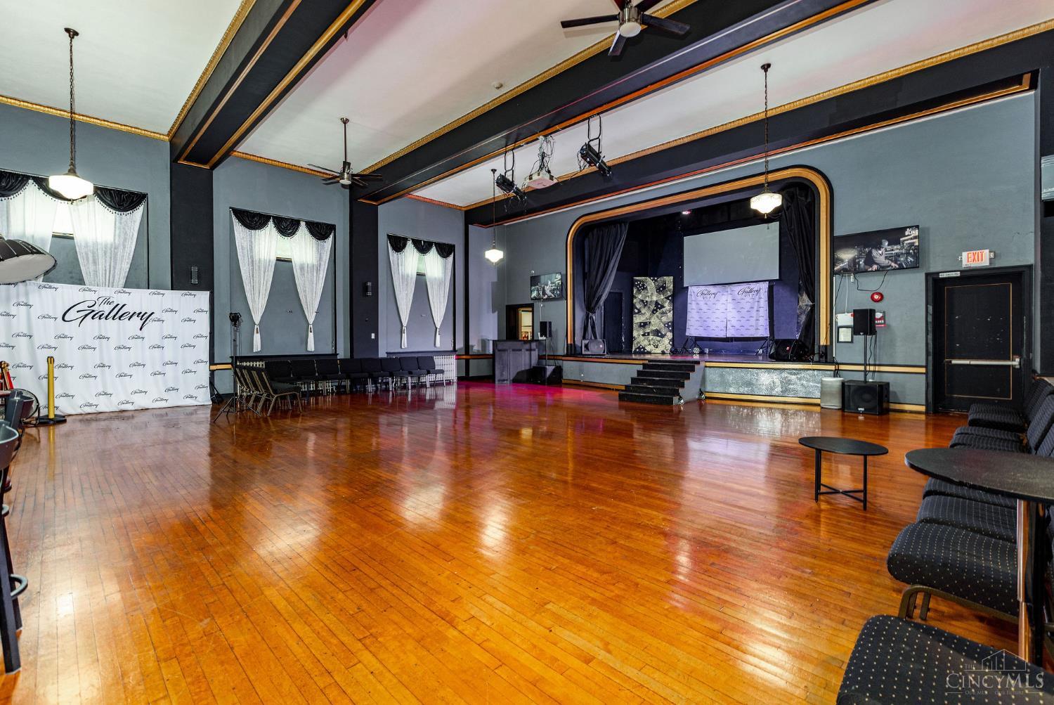 6819 Vine Street Property Photo 8