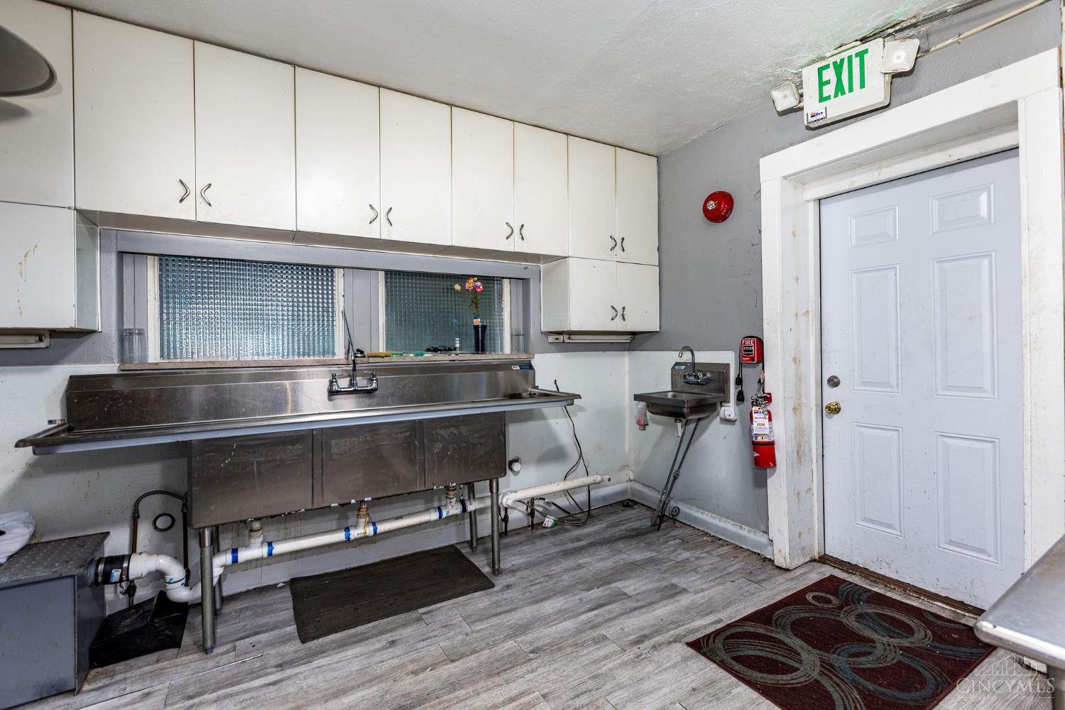 6819 Vine Street Property Photo 18