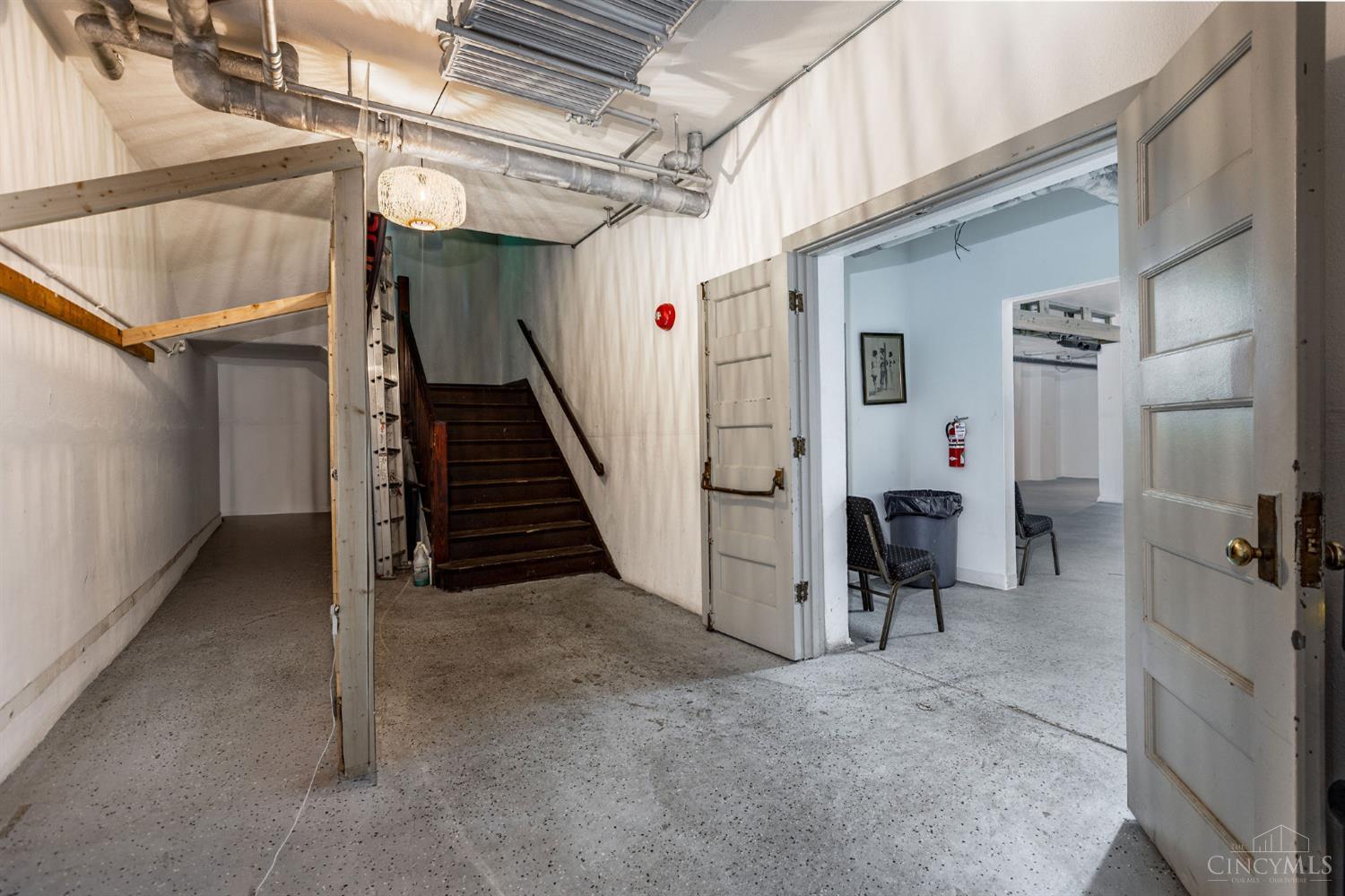 6819 Vine Street Property Photo 27