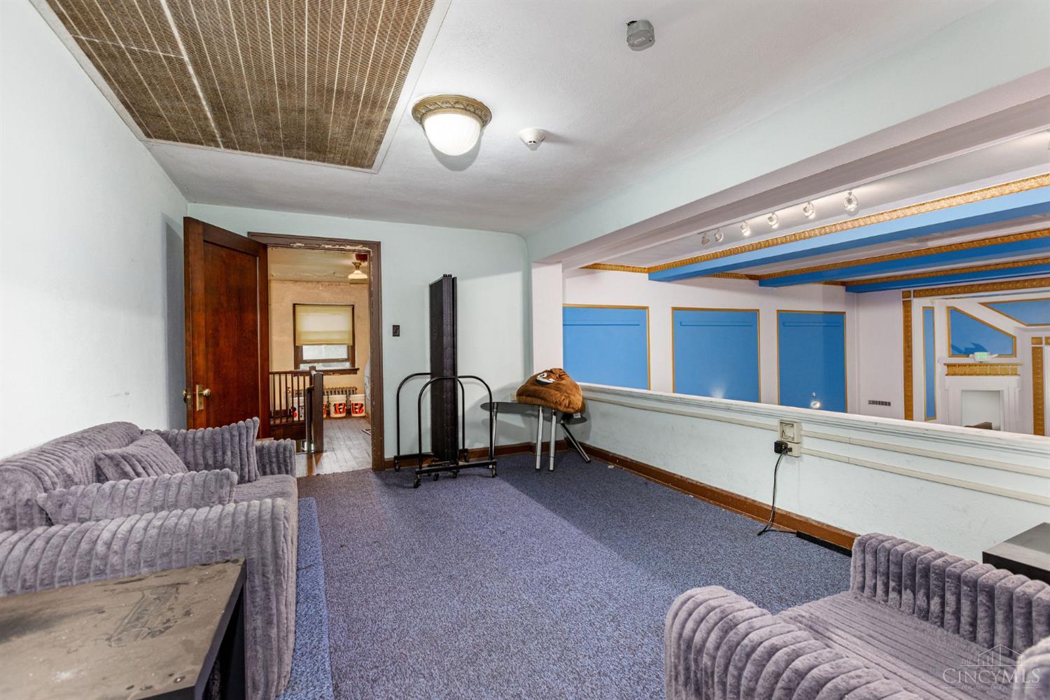 6819 Vine Street Property Photo 33