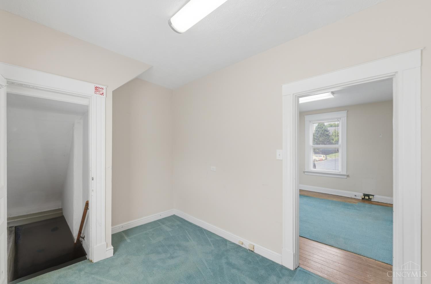 7816 Laurel Avenue Property Photo 14
