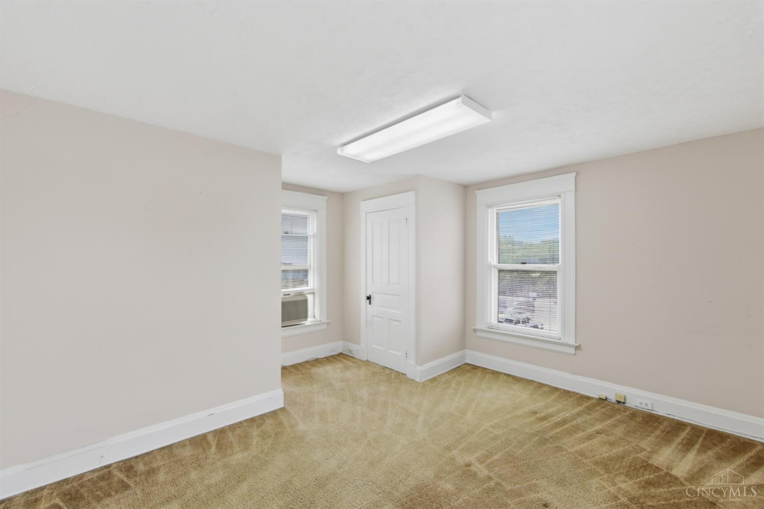 7816 Laurel Avenue Property Photo 15
