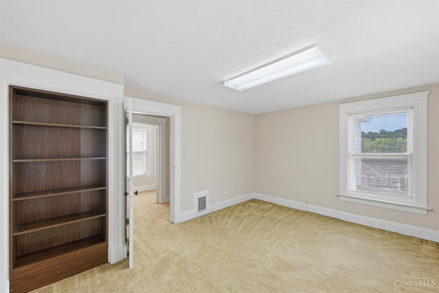 7816 Laurel Avenue Property Photo 18