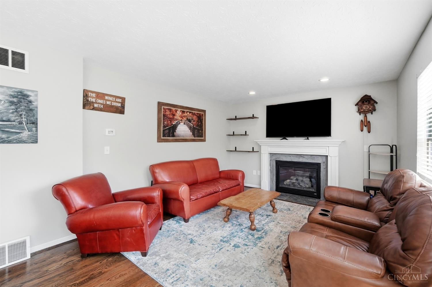 12067 Brookway Drive Property Photo 4