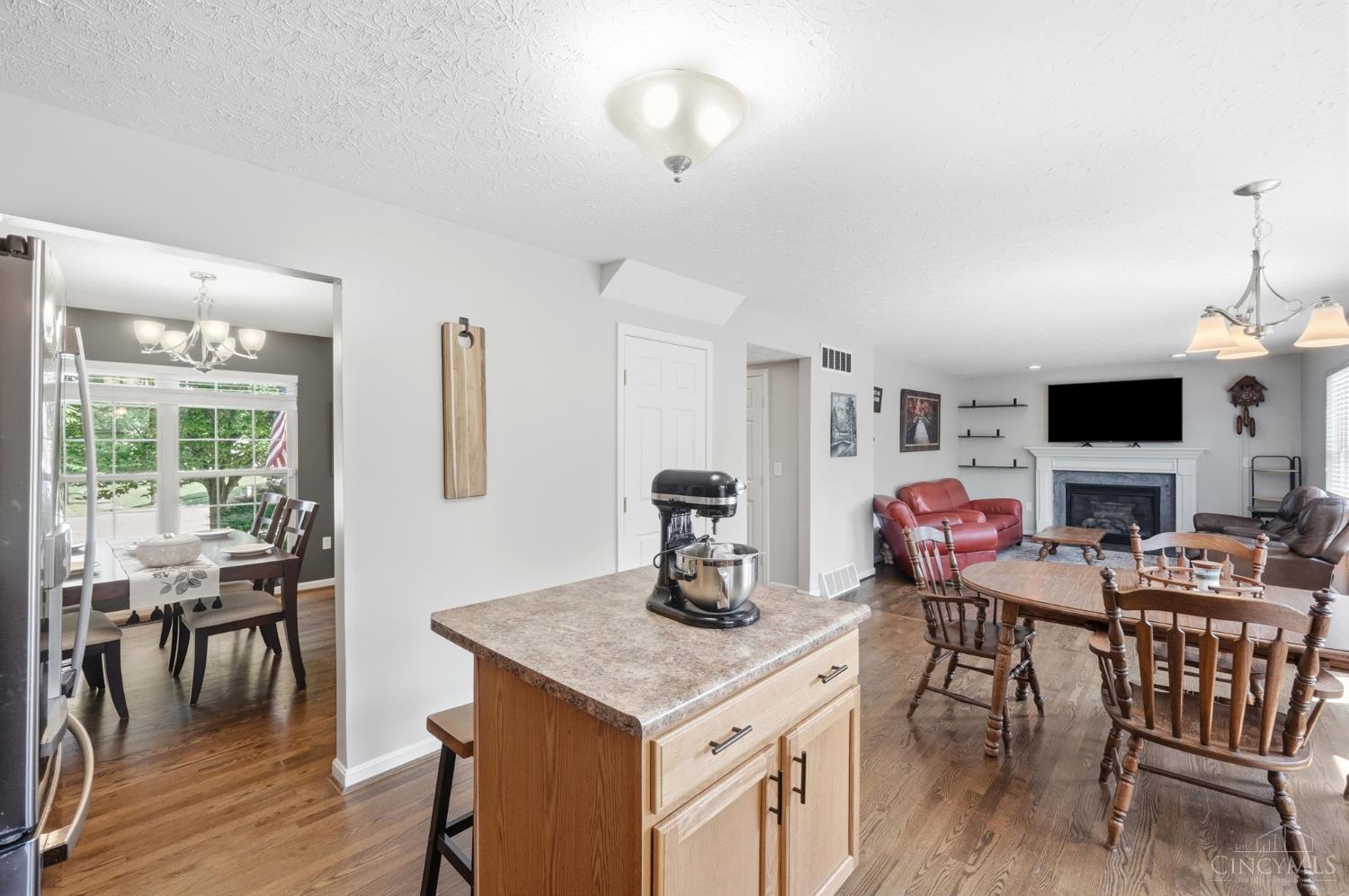 12067 Brookway Drive Property Photo 10