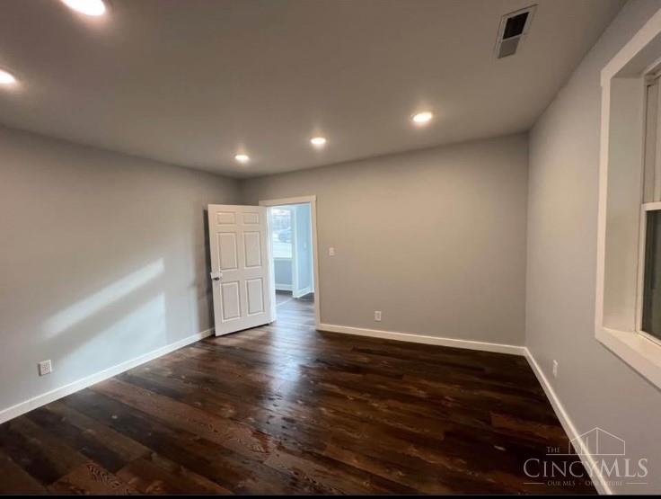 S 113 Barron Street Property Photo 5