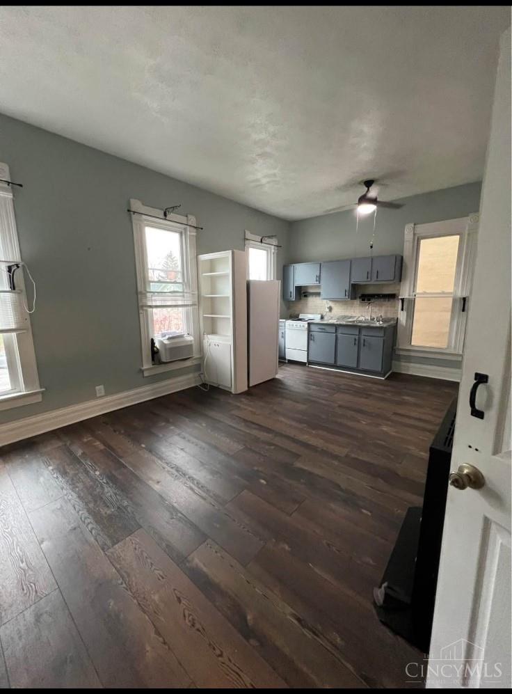 S 113 Barron Street Property Photo 10