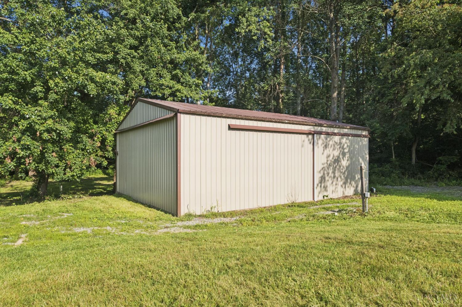 S 3733 Baker Road Property Photo 9