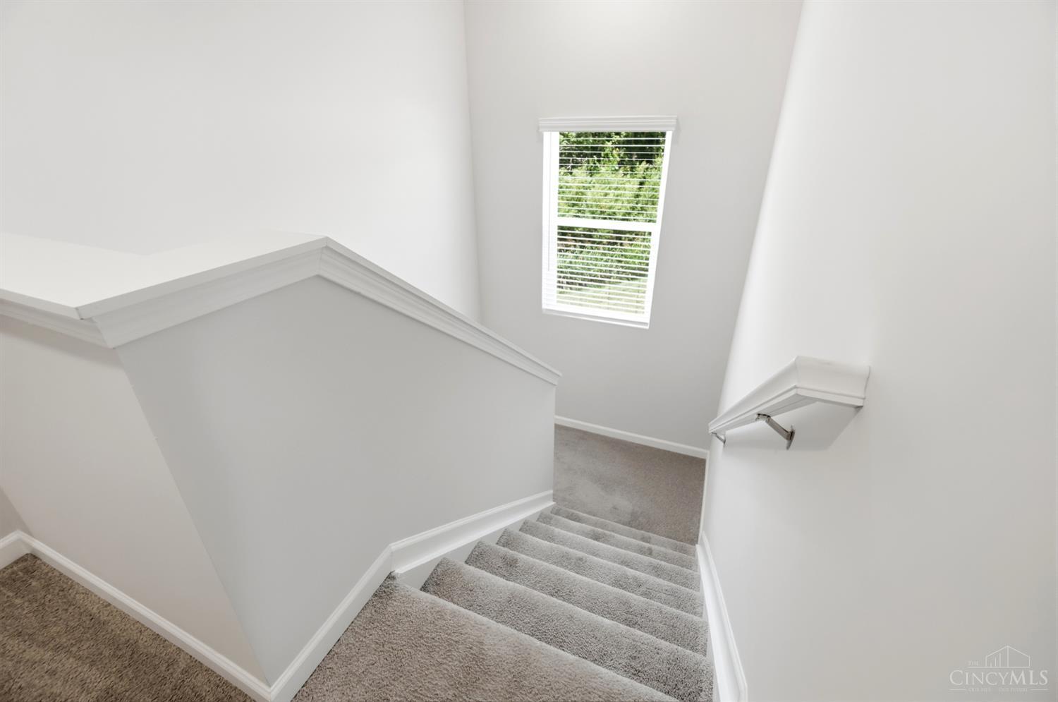 4989 Lakeview Drive Property Photo 15