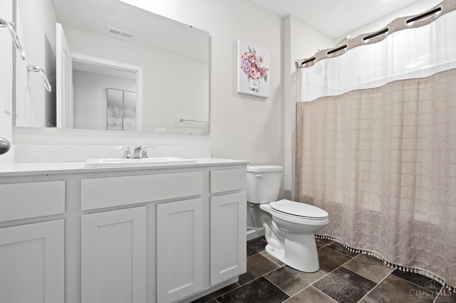 4989 Lakeview Drive Property Photo 22