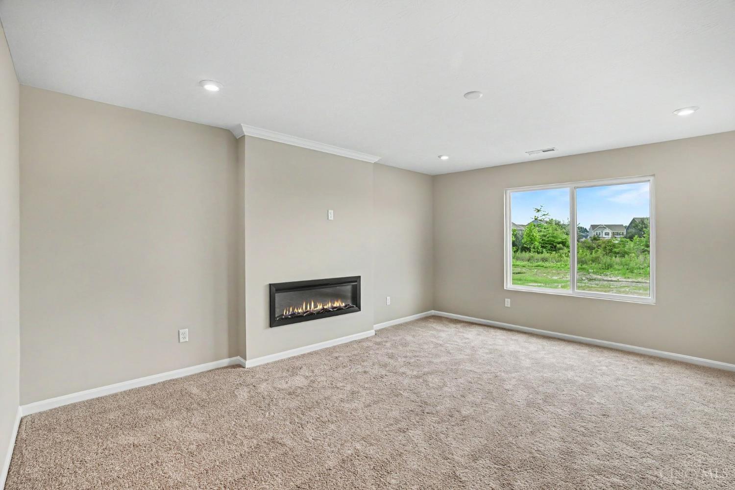 2063 Longmeadow Lane Property Photo 3
