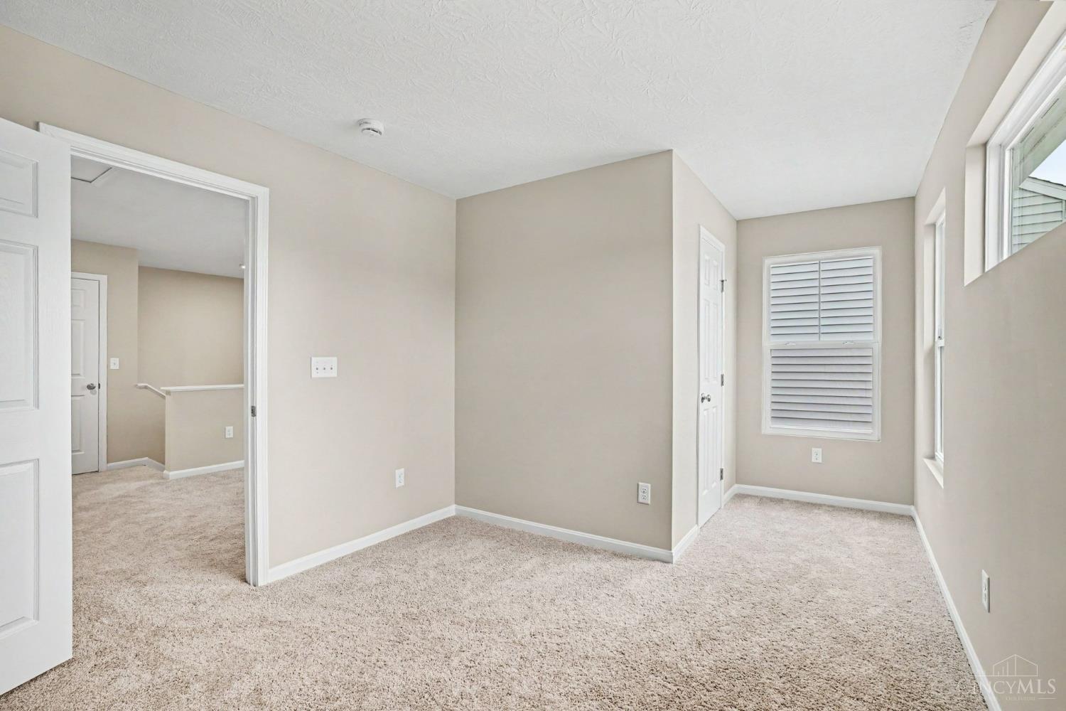 2063 Longmeadow Lane Property Photo 11