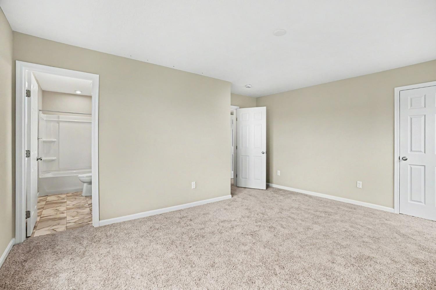 2063 Longmeadow Lane Property Photo 16