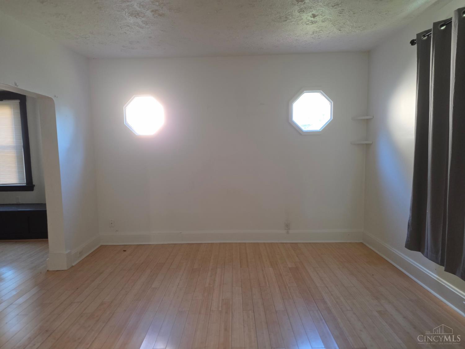657 Froome Avenue Property Photo 11