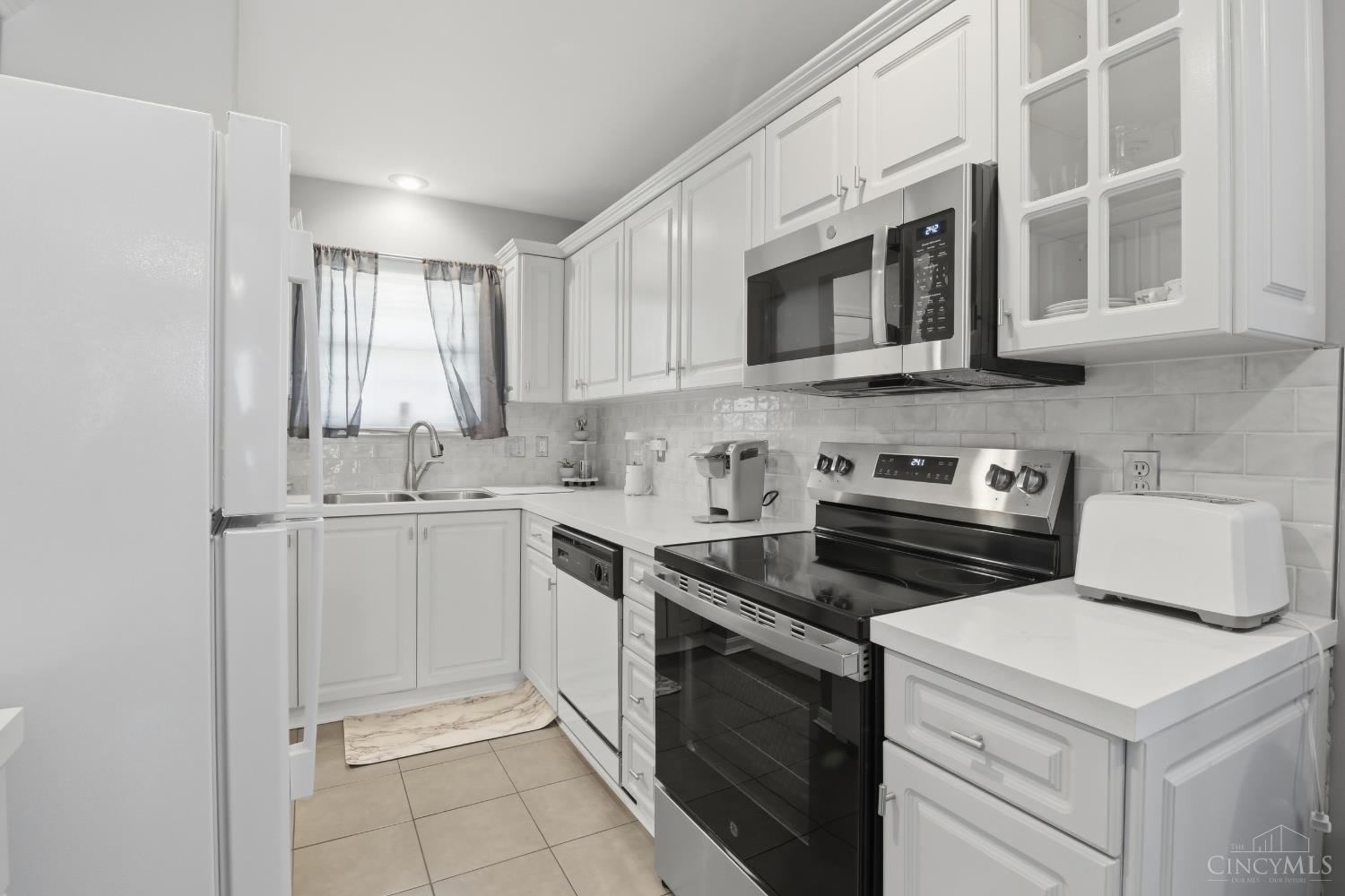 5915 Leeside Trail Property Photo 9