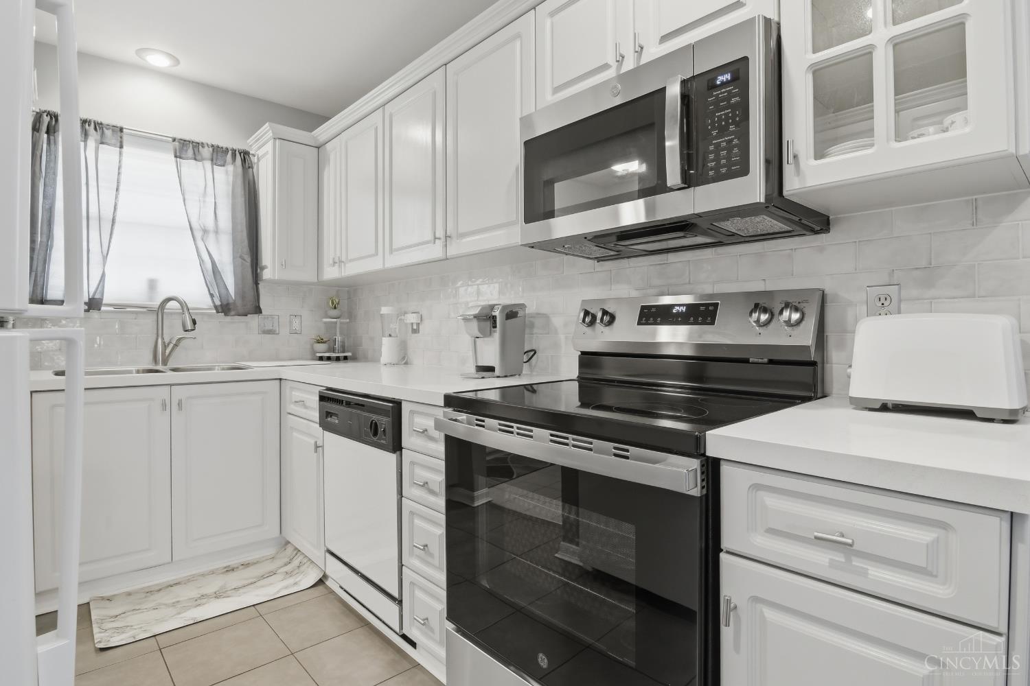 5915 Leeside Trail Property Photo 11