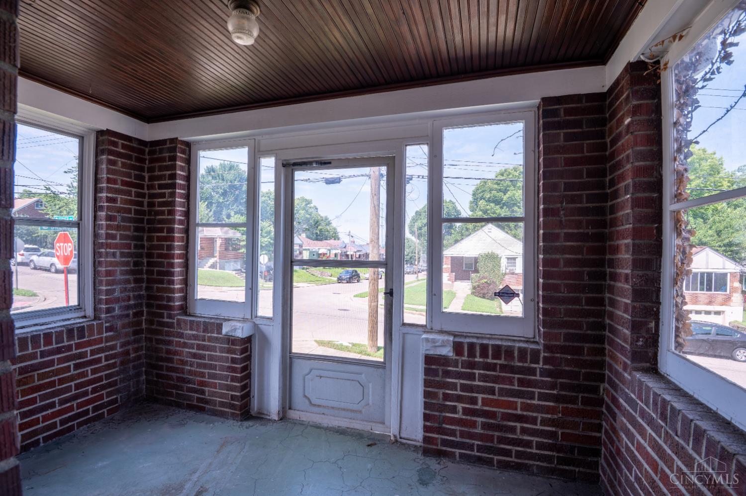 6402 Stover Avenue Property Photo 4
