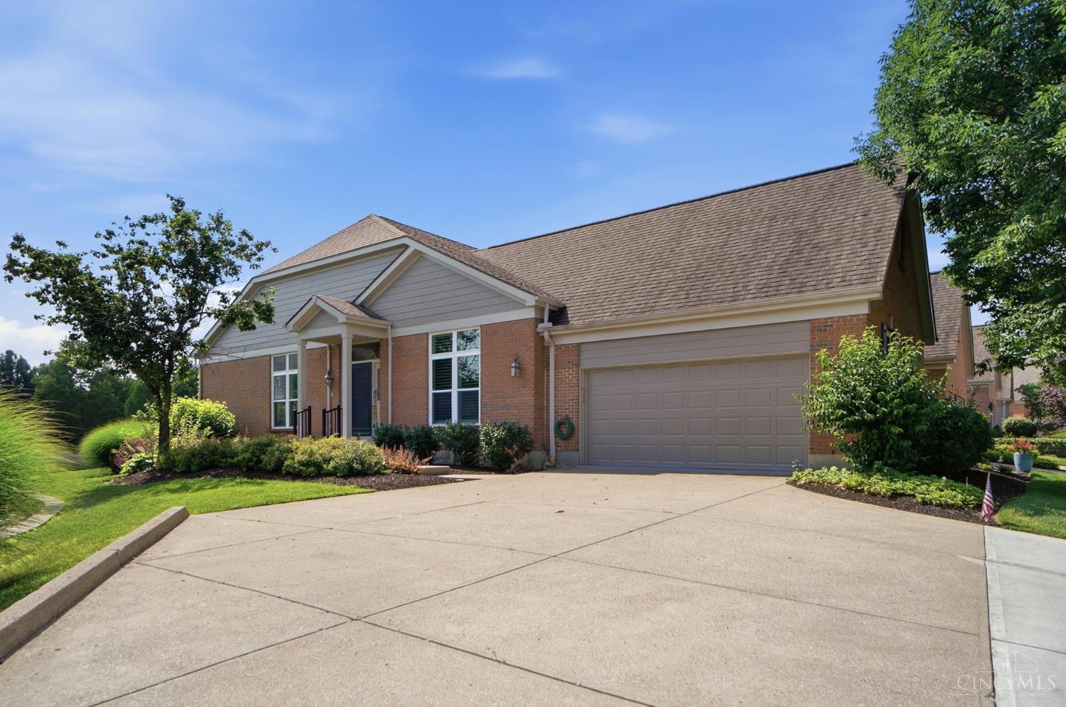 7516 Blue Fox Run Property Photo 1